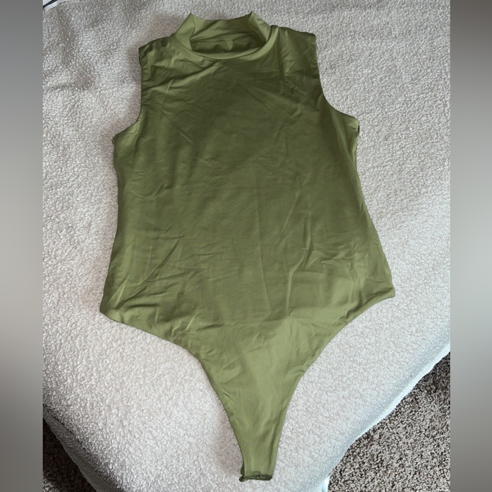 BRAND NEW CottonOn Bodysuit